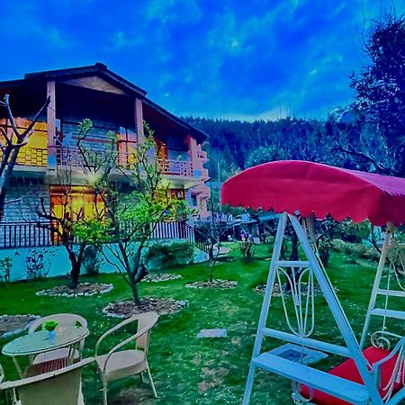 The Manu Emerald # Farmhouse # Top Selling Cottage In Manali # Peaceful Heritage Cozy Stay # Lawn With Bonfire # Most Awarded Bagian luar foto