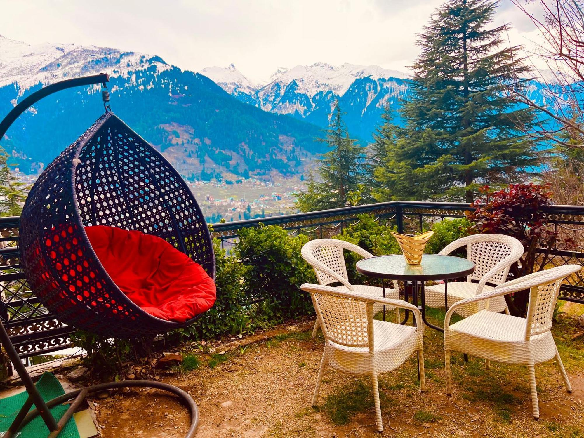The Manu Emerald # Farmhouse # Top Selling Cottage In Manali # Peaceful Heritage Cozy Stay # Lawn With Bonfire # Most Awarded Bagian luar foto