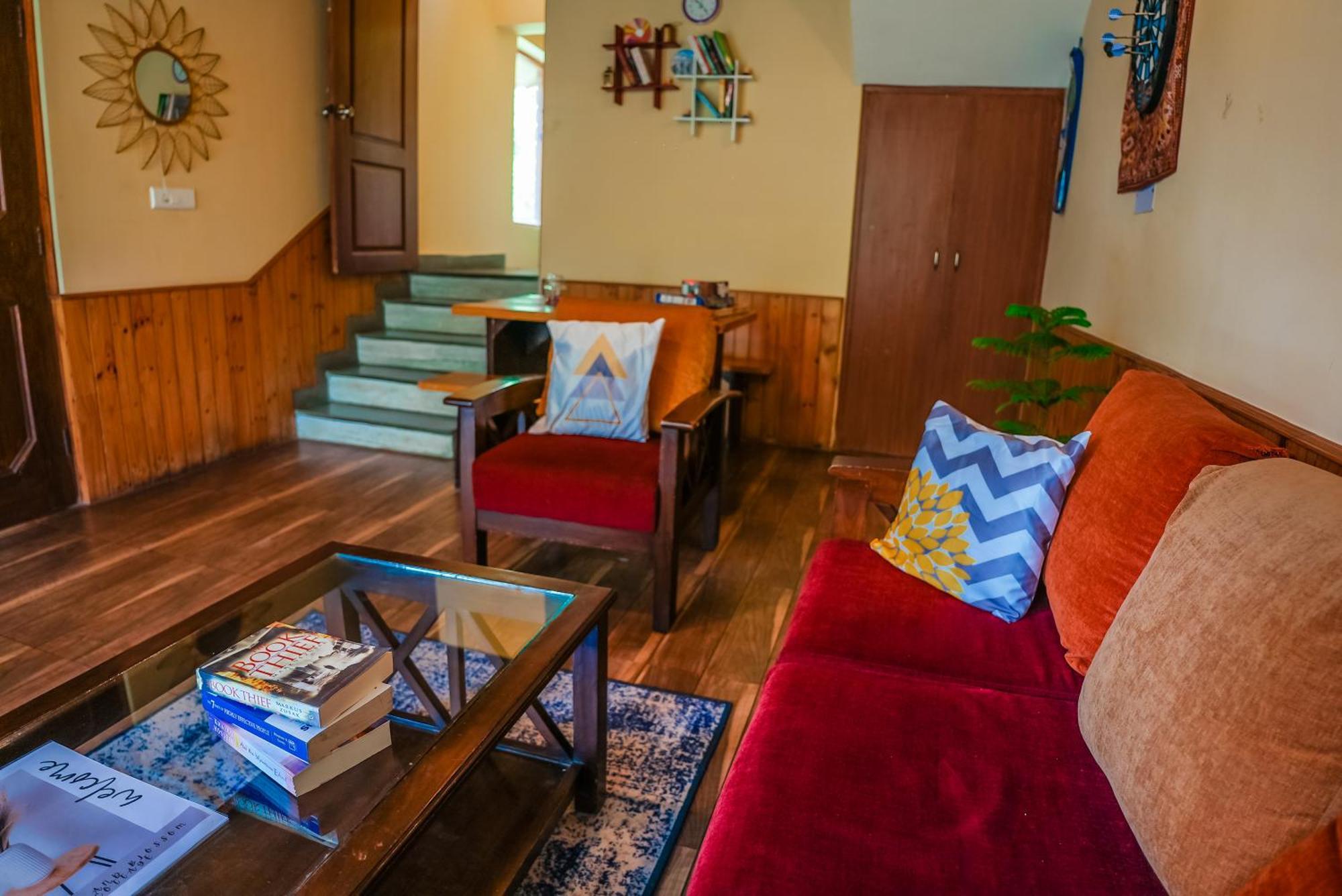 The Manu Emerald # Farmhouse # Top Selling Cottage In Manali # Peaceful Heritage Cozy Stay # Lawn With Bonfire # Most Awarded Bagian luar foto
