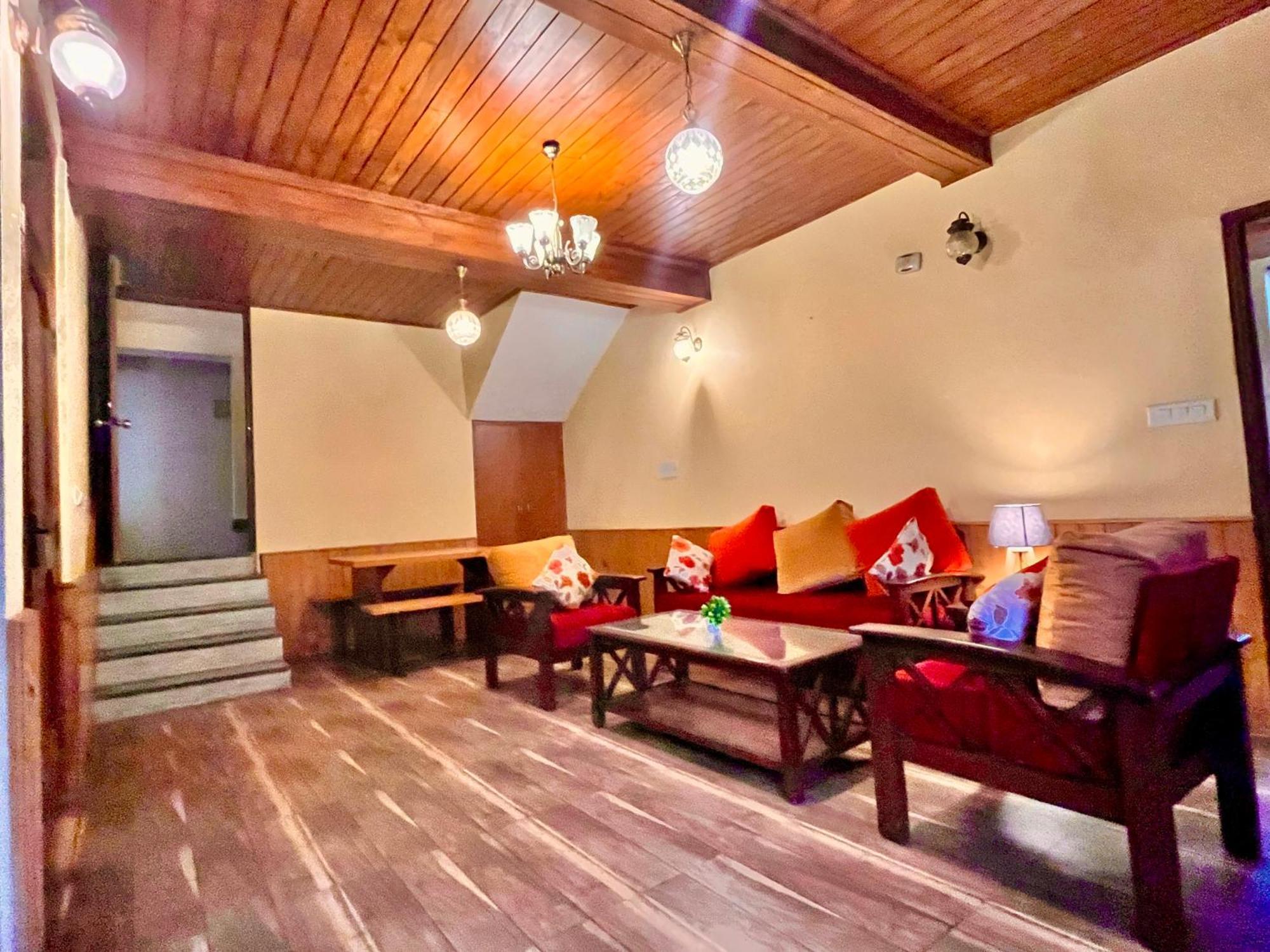 The Manu Emerald # Farmhouse # Top Selling Cottage In Manali # Peaceful Heritage Cozy Stay # Lawn With Bonfire # Most Awarded Bagian luar foto