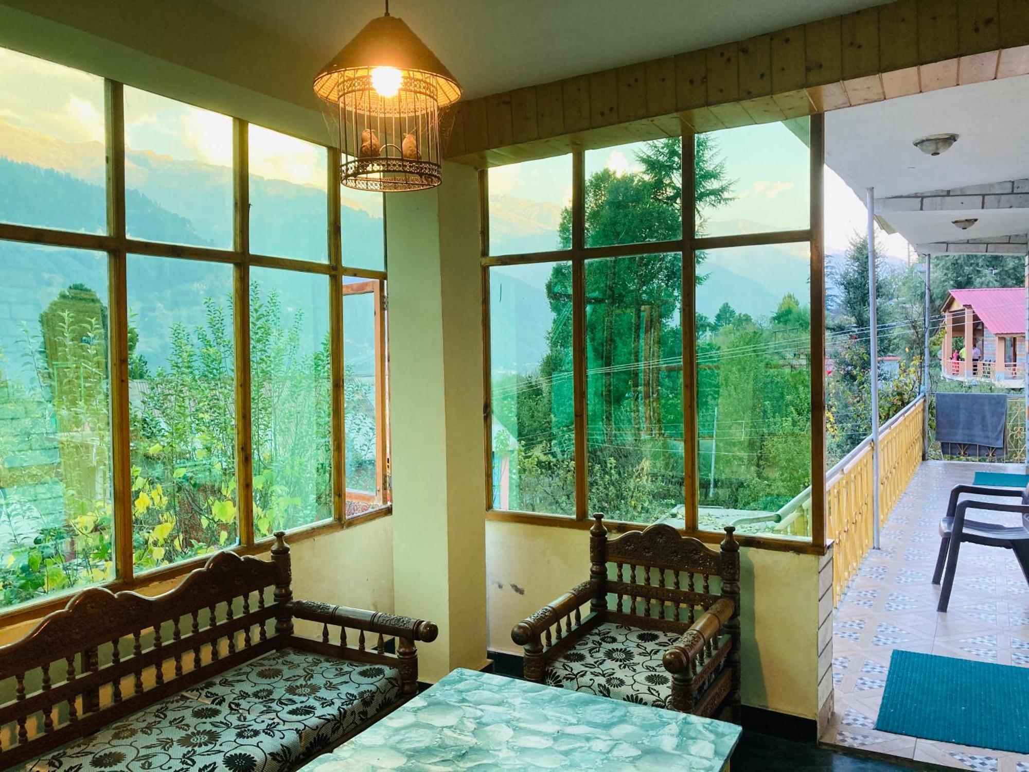 The Manu Emerald # Farmhouse # Top Selling Cottage In Manali # Peaceful Heritage Cozy Stay # Lawn With Bonfire # Most Awarded Bagian luar foto