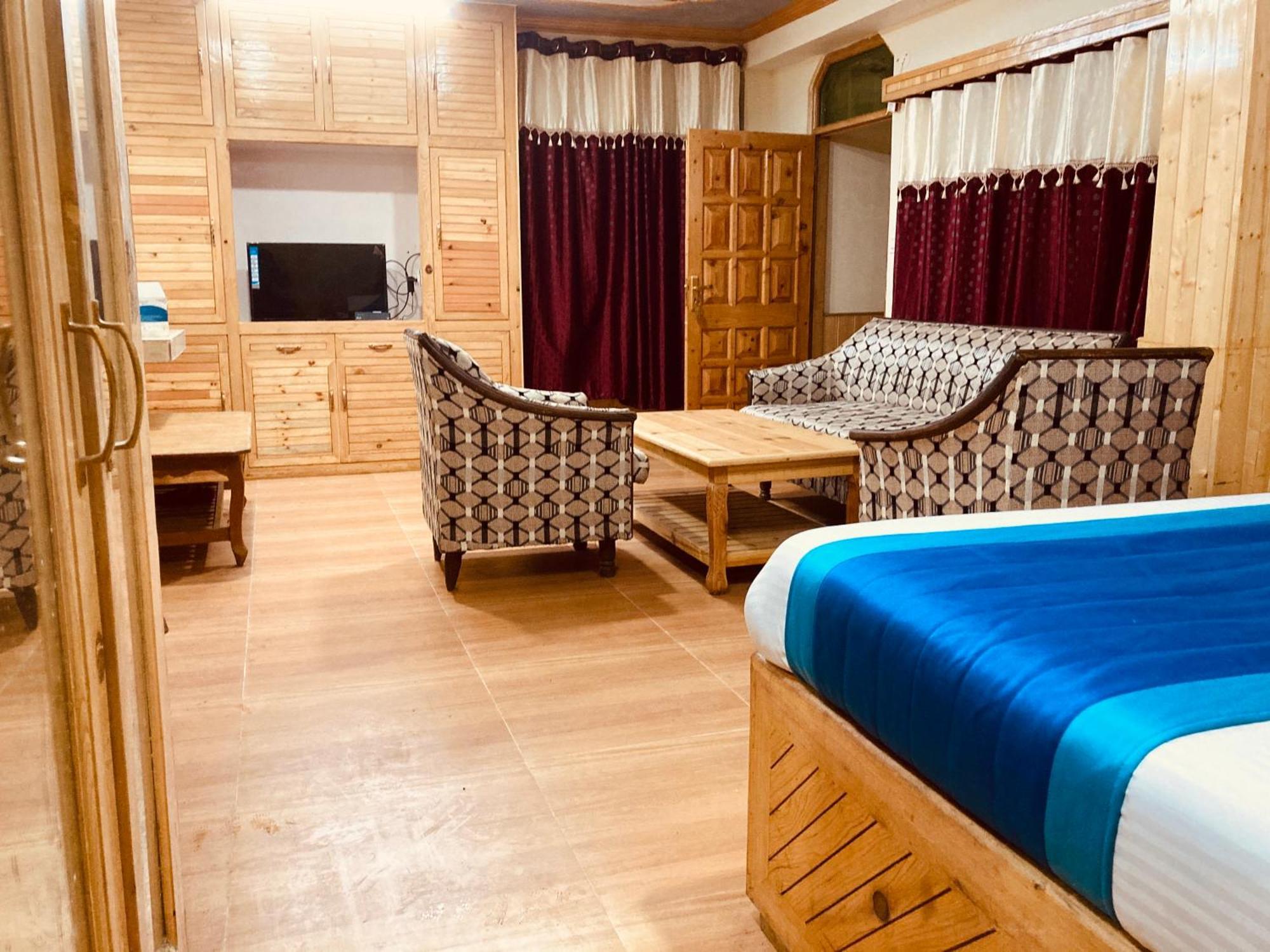 The Manu Emerald # Farmhouse # Top Selling Cottage In Manali # Peaceful Heritage Cozy Stay # Lawn With Bonfire # Most Awarded Bagian luar foto